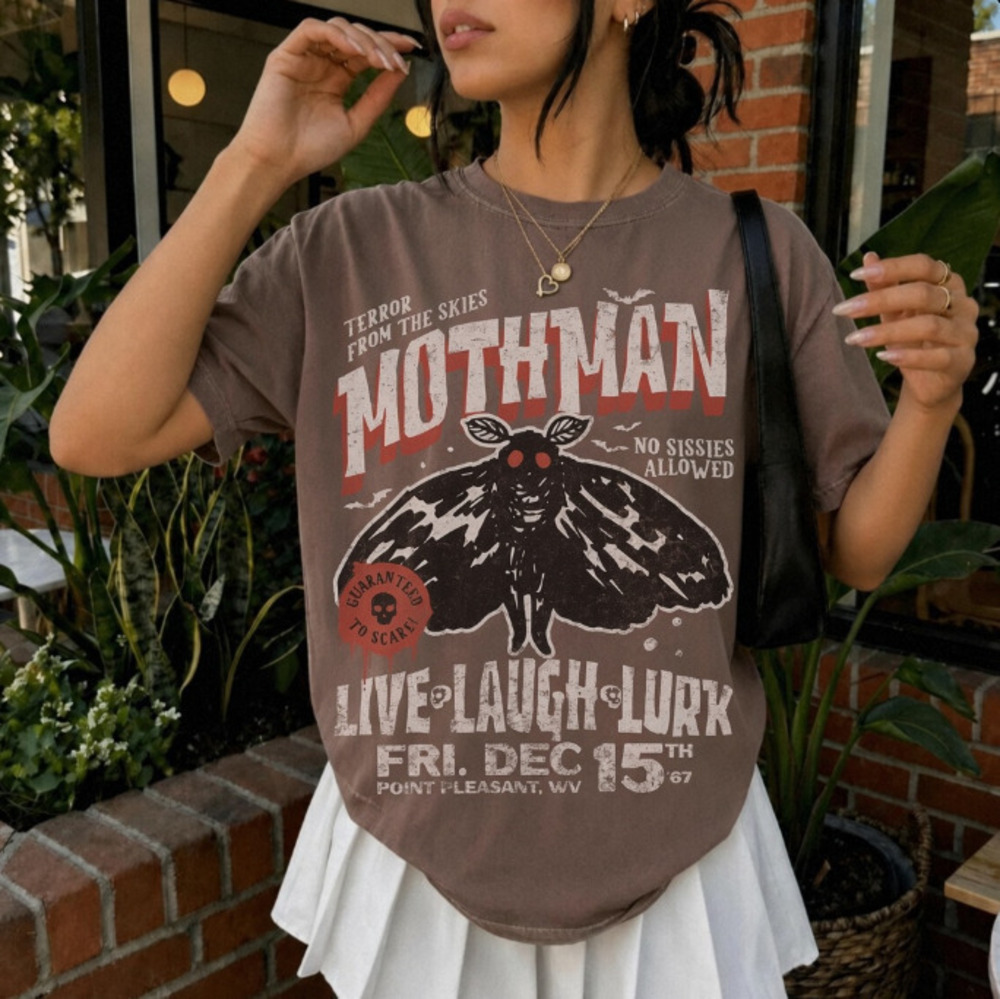 Mothman UNSX Cryptid Tee Vintage Halloween Tee 90s Cult Classic Horror Movie Tee